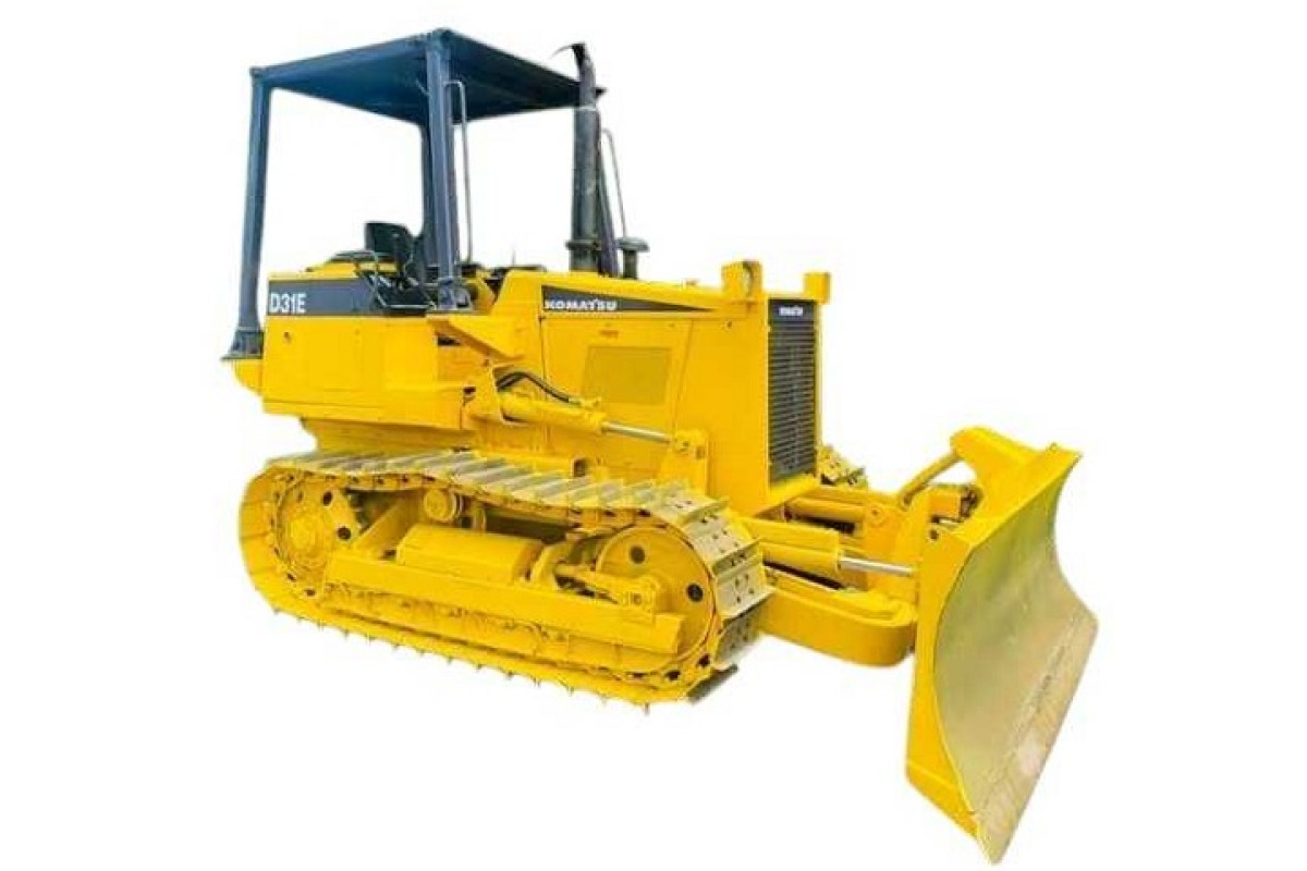 Komatsu D31E-20, D31P-20(A), D31PL-20, D31PLL-20, D37E-5(A) Crawler Dozers (Japan) Operate and Maintenance manual (SEAD015400) Komatsu D31E-20, D31P-20(A), D31PL-20, D31PLL-20, D37E-5(A) Crawler Dozers (Japan) Operate and Maintenance manual (SEAD015400)