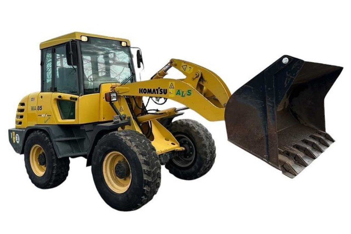 Komatsu WA85-3 (SN: HA960130-960165) 4WD Wheeled Loaders (Germany) Operate and Maintenance manual (VEAD960400) Komatsu WA85-3 (SN: HA960130-960165) 4WD Wheeled Loaders (Germany) Operate and Maintenance manual (VEAD960400)